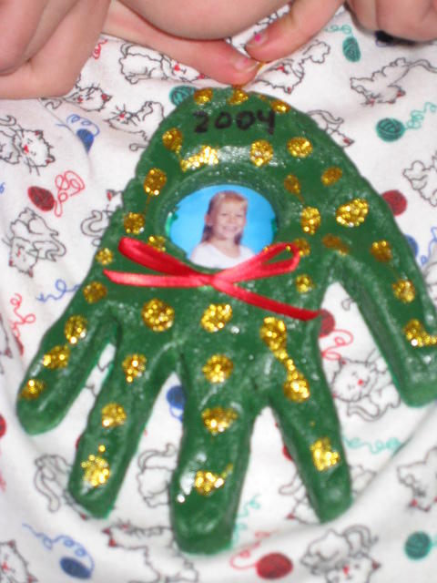 A close-up of the ornament Carrie made.